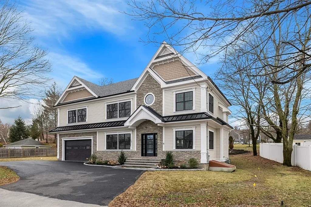 909 Salem St | Lynnfield, MA